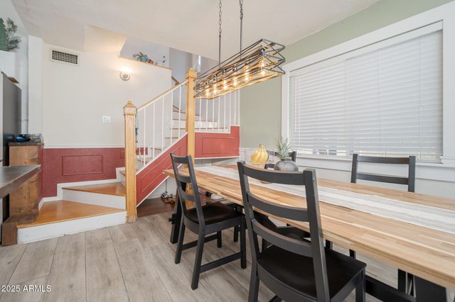 5607 W CHOLLA Street, Glendale, AZ 85304