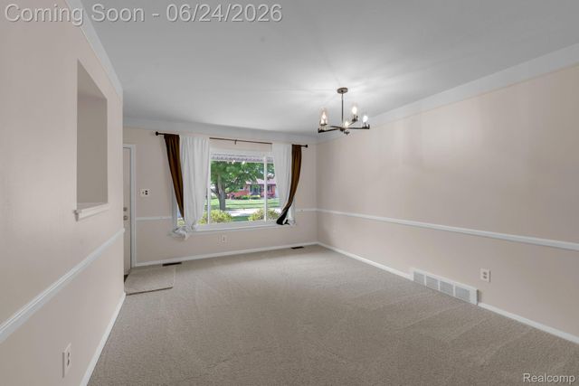 34316 Tomahawk Drive, Westland, MI 48185