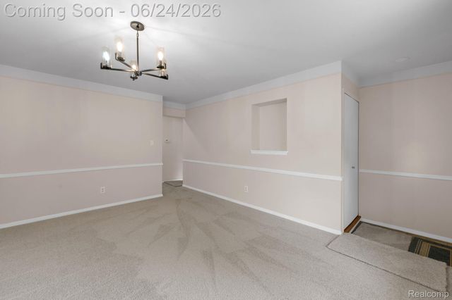 34316 Tomahawk Drive, Westland, MI 48185