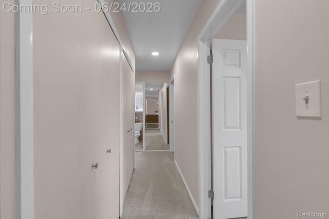 34316 Tomahawk Drive, Westland, MI 48185