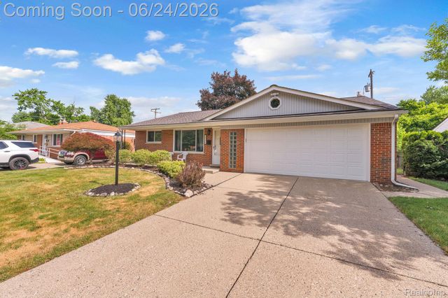 34316 Tomahawk Drive, Westland, MI 48185