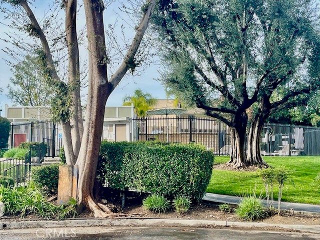 25729 Tournament, Valencia, CA 91355