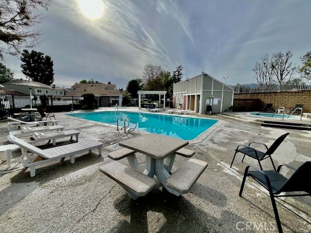 25729 Tournament, Valencia, CA 91355