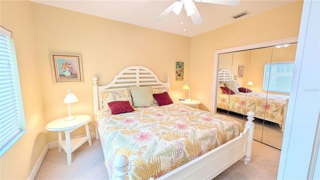 4709 DOLPHIN CAY LANE, St Petersburg, FL 33711
