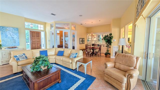 4709 DOLPHIN CAY LANE, St Petersburg, FL 33711