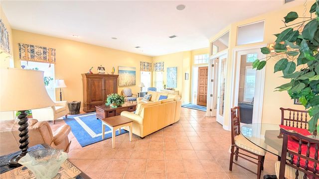 4709 DOLPHIN CAY LANE, St Petersburg, FL 33711