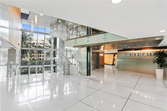 2950 NE 188th St 404, Aventura, FL 33180