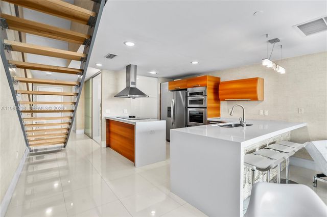 2950 NE 188th St 404, Aventura, FL 33180