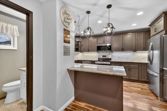 5920 N River Road, Waterville, OH 43566