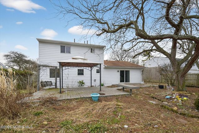 5920 N River Road, Waterville, OH 43566