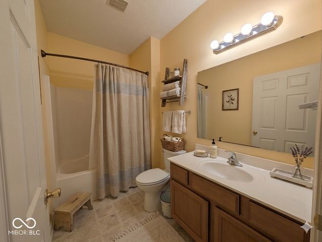 5140 Baltustrol Drive, Avon, IN 46123