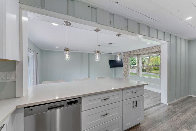856 SW Rustic Circle, Stuart, FL 34997