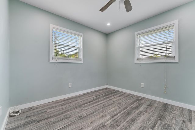 856 SW Rustic Circle, Stuart, FL 34997
