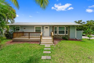 856 SW Rustic Circle, Stuart, FL 34997