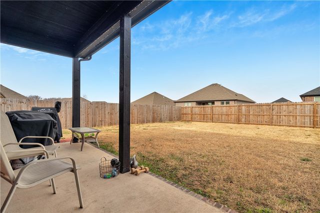 400 W Snow Bend, Farmington, AR 72730