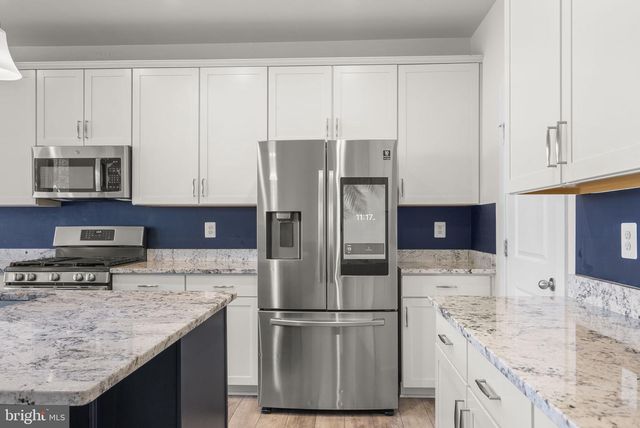 412 WHISPERING ELM LN, Millersville, MD 21108