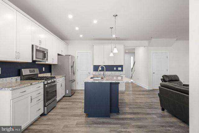 412 WHISPERING ELM LN, Millersville, MD 21108