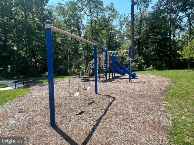 412 WHISPERING ELM LN, Millersville, MD 21108