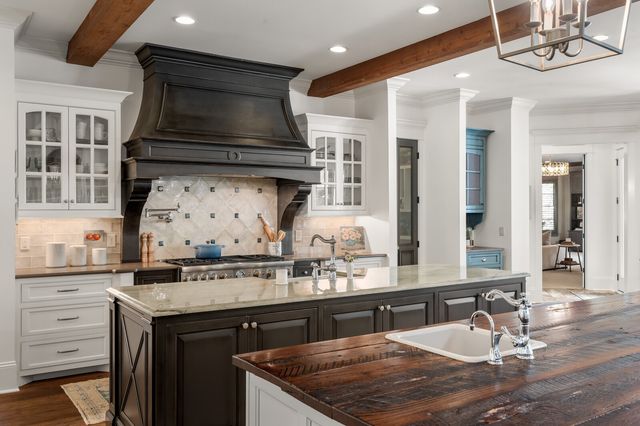 835 Windstone Blvd, Brentwood, TN 37027