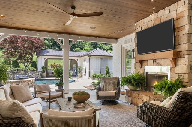 835 Windstone Blvd, Brentwood, TN 37027