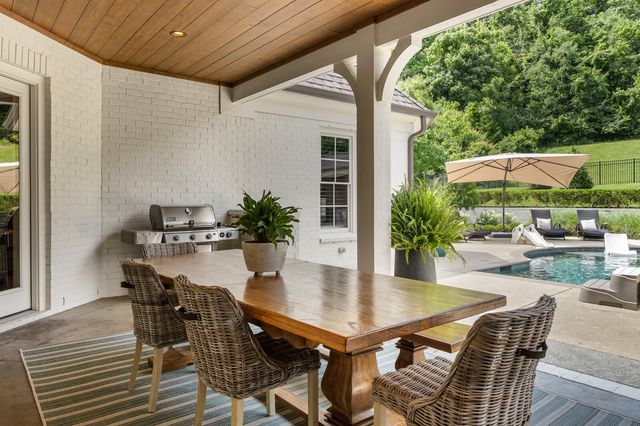 835 Windstone Blvd, Brentwood, TN 37027