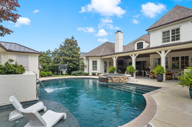 835 Windstone Blvd, Brentwood, TN 37027