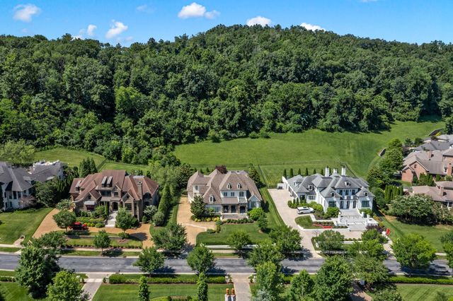 835 Windstone Blvd, Brentwood, TN 37027