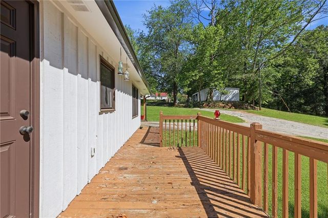 500 Ketron Drive, Clarkesville, GA 30523