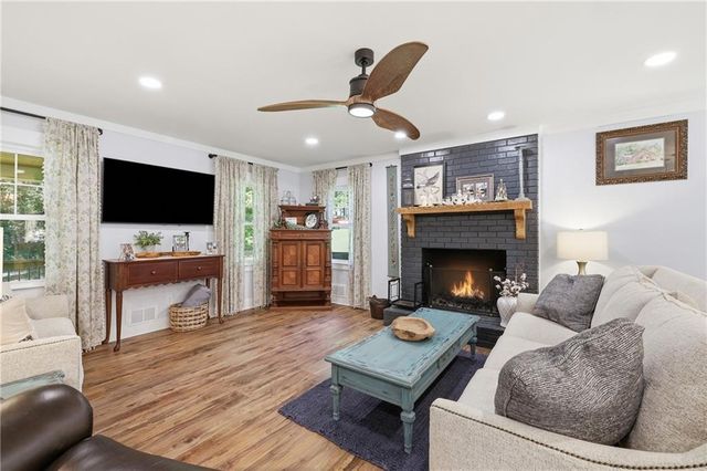 500 Ketron Drive, Clarkesville, GA 30523