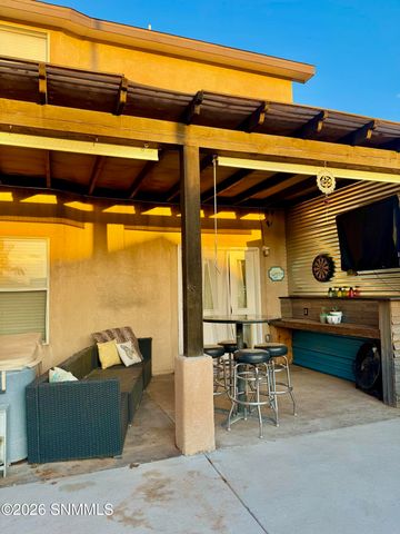 1127 Steins Drive, Las Cruces, NM 88012