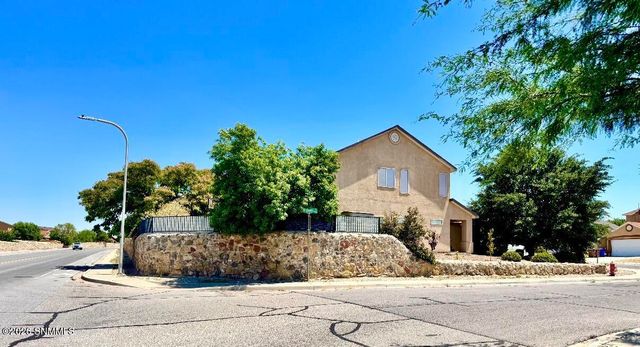 1127 Steins Drive, Las Cruces, NM 88012