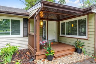 220 Newton Place, Ballwin, MO 63021