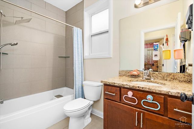 3300 S Western Avenue, Chicago, IL 60608