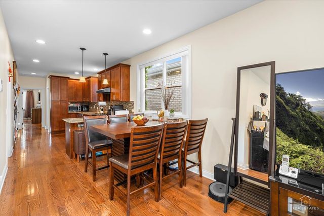 3300 S Western Avenue, Chicago, IL 60608