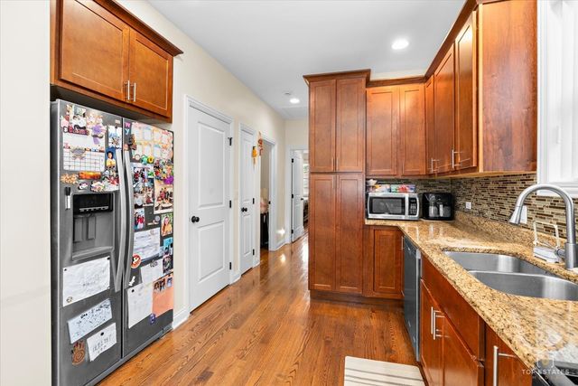 3300 S Western Avenue, Chicago, IL 60608