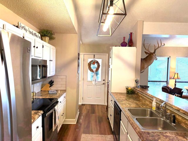 119 Meadowcliff Circle, Fairfield Bay, AR 72088