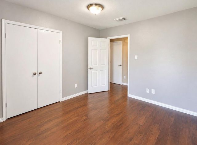 430 Shady Glade Drive, Houston, TX 77090