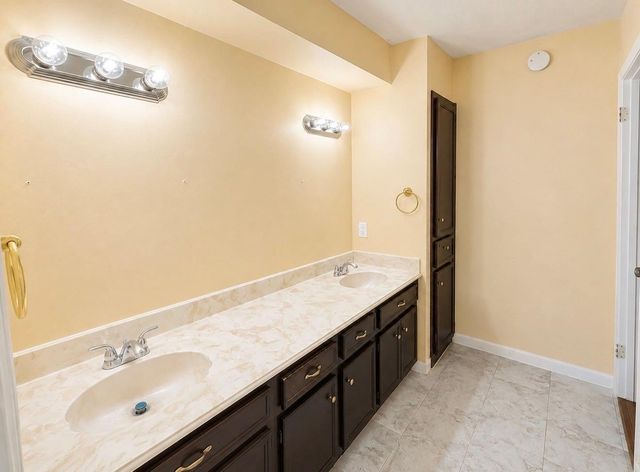 430 Shady Glade Drive, Houston, TX 77090