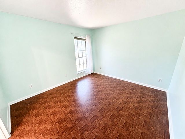 430 Shady Glade Drive, Houston, TX 77090