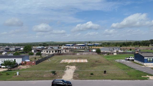 258 Arrowhead CV, Kyle, TX 78640