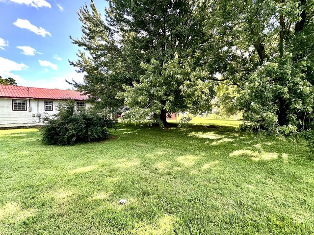 121 Cordell Rd, Gruetli Laager, TN 37339