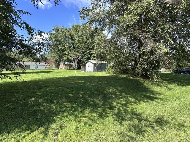 121 Cordell Rd, Gruetli Laager, TN 37339
