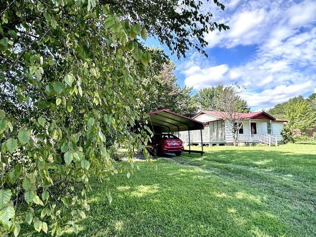 121 Cordell Rd, Gruetli Laager, TN 37339