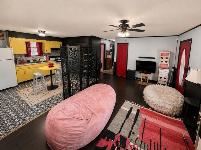 121 Cordell Rd, Gruetli Laager, TN 37339