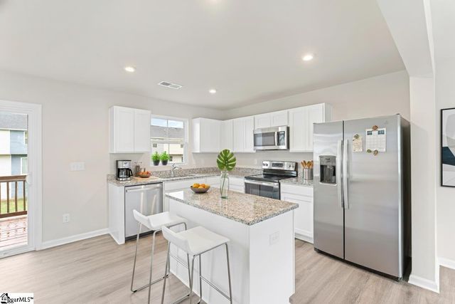 9 Verdant Leaf Way, Greenville, SC 29617