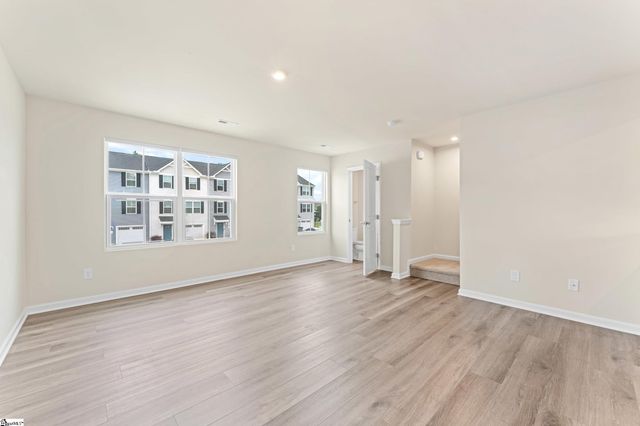 9 Verdant Leaf Way, Greenville, SC 29617