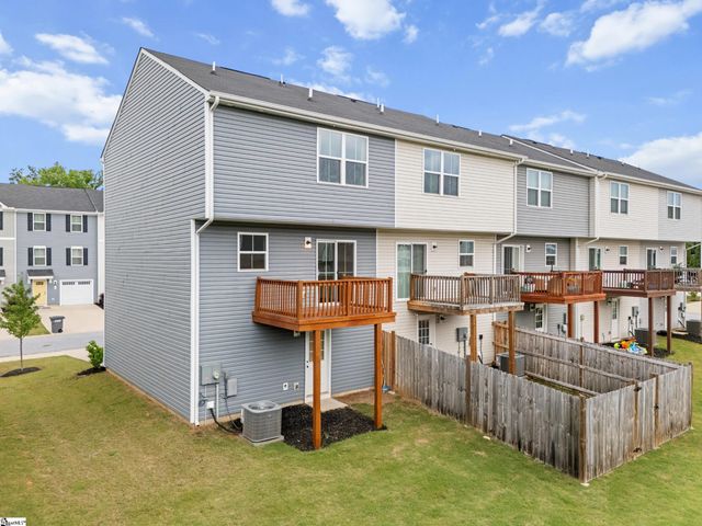 9 Verdant Leaf Way, Greenville, SC 29617