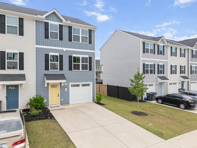 9 Verdant Leaf Way, Greenville, SC 29617