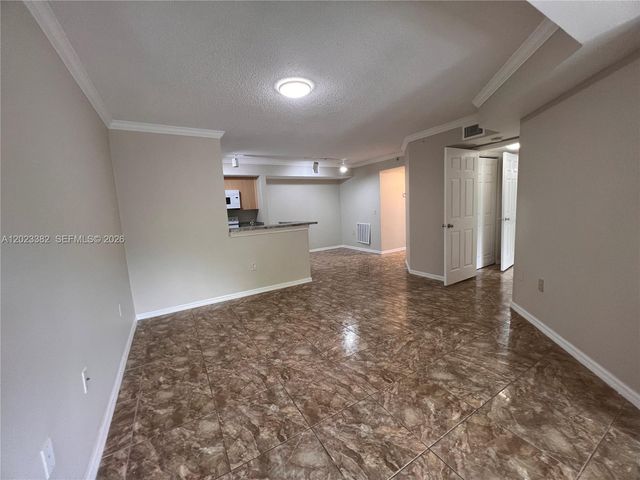 2496 Centergate Dr 205, Miramar, FL 33025