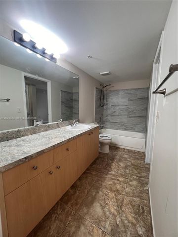 2496 Centergate Dr 205, Miramar, FL 33025